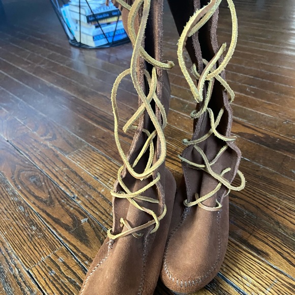 Tall Minnetonka Fringe Boots - Picture 2 of 7